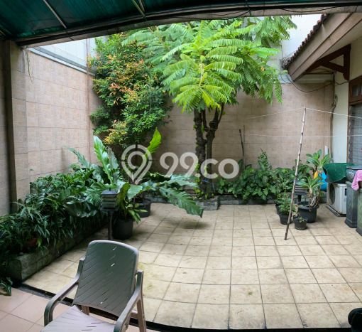 Dijual Rumah Mewah Megah Dengan View Cantik di Bintaro, Jakarta Selatan Dijual Rumah Mewah Megah Dengan View Cantik di Bintaro, Jakarta Selatan