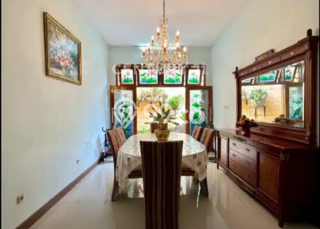 Ready to Use! Premium House LT 450m2 Desain Elegan di Mampang Ready to Use! Premium House LT 450m2 Desain Elegan di Mampang