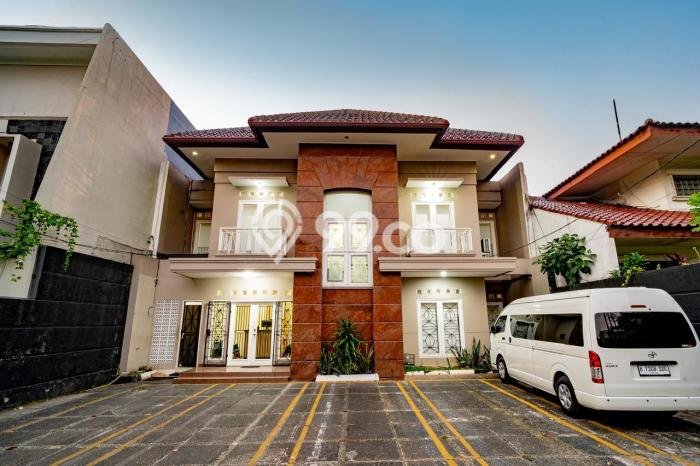 Siap Huni Hunian Elit 12 Kamar di Kebayoran Baru Dekat ke Mana Saja Siap Huni Hunian Elit 12 Kamar di Kebayoran Baru Dekat ke Mana Saja