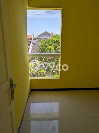 Rumah Strategis area Semolowaru, Dekat Semolowaru, Surabaya, Surabaya - 4 KT Rumah Strategis area Semolowaru, Dekat Semolowaru, Surabaya, Surabaya - 4 KT
