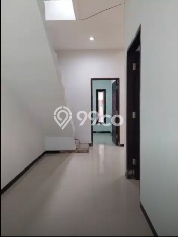 HARGA TERBAIK! Rumah area Dukuh Pakis, 2 KM, Area Asri, Luas 100m² LB 98m² HARGA TERBAIK! Rumah area Dukuh Pakis, 2 KM, Area Asri, Luas 100m² LB 98m²