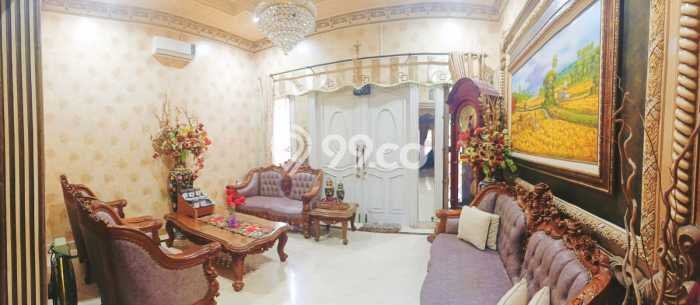 For Sale Rumah Mewah Exclusive di Gayungan, Surabaya For Sale Rumah Mewah Exclusive di Gayungan, Surabaya