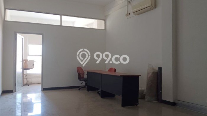 Unit Ruko Dijual di Surabaya LT 80m2 & LB 180m2 Unit Ruko Dijual di Surabaya LT 80m2 & LB 180m2