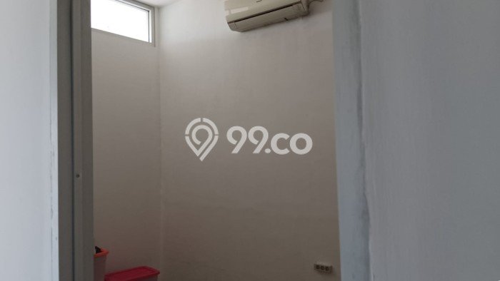 Unit Ruko Dijual di Surabaya LT 80m2 & LB 180m2 Unit Ruko Dijual di Surabaya LT 80m2 & LB 180m2