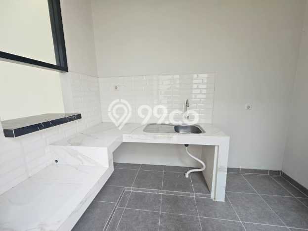For Sale Rumah 3 Kamar Lokasi Ideal Nyaman dan Strategis di Rungkut For Sale Rumah 3 Kamar Lokasi Ideal Nyaman dan Strategis di Rungkut