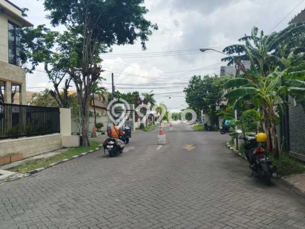 Siap Huni Rumah Mewah 4 Kamar di Rungkut Dekat ke Mana Saja Siap Huni Rumah Mewah 4 Kamar di Rungkut Dekat ke Mana Saja