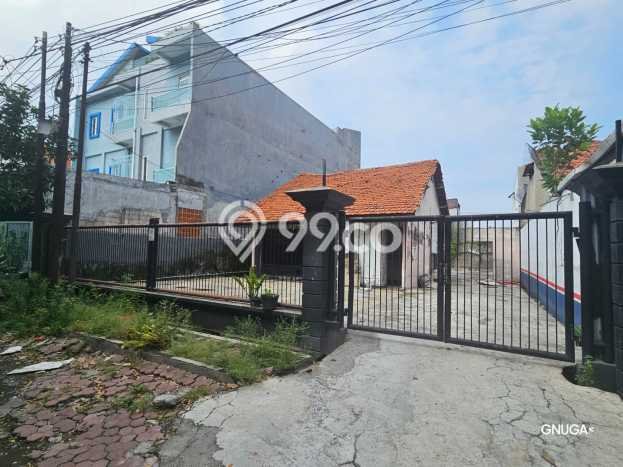Lokasi strategis! Rumah siap pakai disewakan di Rungkut LB 100m2 Lokasi strategis! Rumah siap pakai disewakan di Rungkut LB 100m2