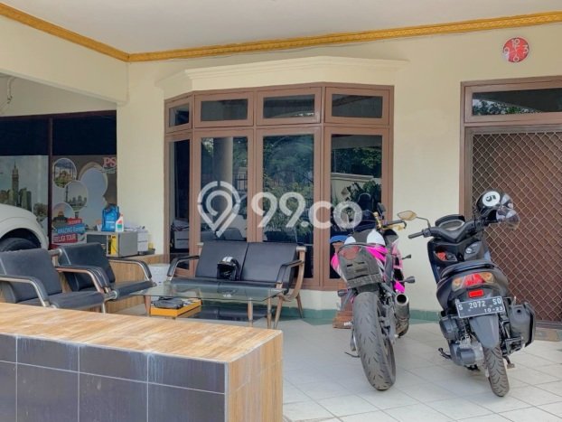 PROMO SPESIAL! Rumah Ready Stock lokasi , Surabaya, LT 600m2m² LB 400m2m² PROMO SPESIAL! Rumah Ready Stock lokasi , Surabaya, LT 600m2m² LB 400m2m²