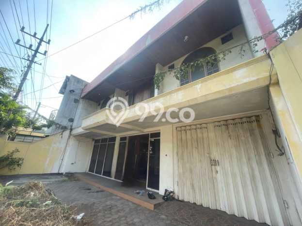 For Sale! Luxury House LT 377m2 Desain Modern di Gresik Kota For Sale! Luxury House LT 377m2 Desain Modern di Gresik Kota