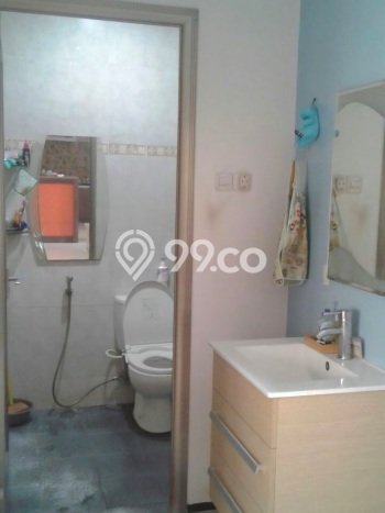 For Sale Rumah 4 Kamar Lokasi Ideal Bagus dan Strategis di Waru For Sale Rumah 4 Kamar Lokasi Ideal Bagus dan Strategis di Waru