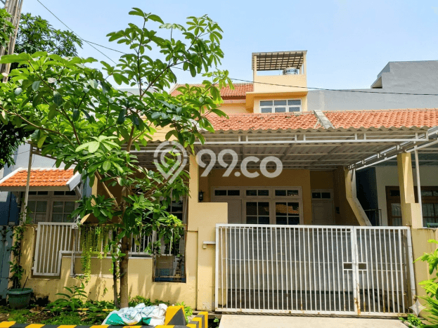 For Sale Rumah 2 Kamar Lokasi Ideal Nyaman dan Strategis di Rungkut For Sale Rumah 2 Kamar Lokasi Ideal Nyaman dan Strategis di Rungkut