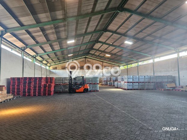 Unit Gudang Disewa Lokasi Beji, Pasuruan Spesifikasi Luas Bangunan 1375m2 Unit Gudang Disewa Lokasi Beji, Pasuruan Spesifikasi Luas Bangunan 1375m2
