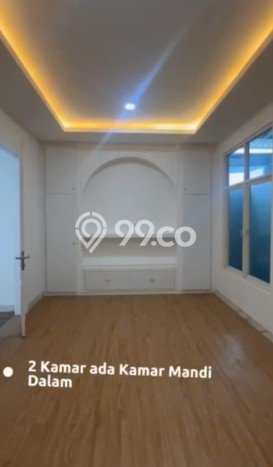PENAWARAN TERBAIK! Rumah Strategis area , Luas 128m2m² Bangunan 200m2m² PENAWARAN TERBAIK! Rumah Strategis area , Luas 128m2m² Bangunan 200m2m²