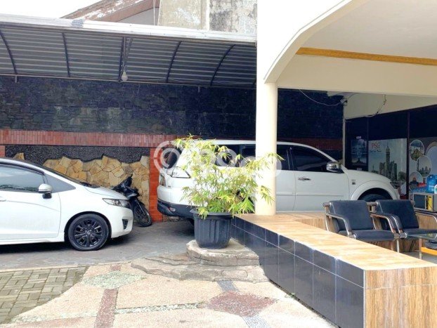 PROMO SPESIAL! Rumah Ready Stock lokasi , Surabaya, LT 600m2m² LB 400m2m² PROMO SPESIAL! Rumah Ready Stock lokasi , Surabaya, LT 600m2m² LB 400m2m²