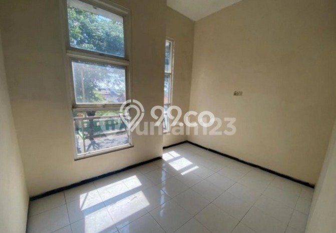 INVESTASI POTENSIAL! Ruko di Waru, Luas 120m2m², Kawasan Komersial INVESTASI POTENSIAL! Ruko di Waru, Luas 120m2m², Kawasan Komersial