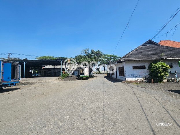 Unit Gudang Disewa Lokasi Beji, Pasuruan Spesifikasi Luas Bangunan 1375m2 Unit Gudang Disewa Lokasi Beji, Pasuruan Spesifikasi Luas Bangunan 1375m2