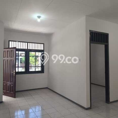 Hunian Nyaman Asri 4 KT Siap Pakai di Nginden Surabaya Hunian Nyaman Asri 4 KT Siap Pakai di Nginden Surabaya