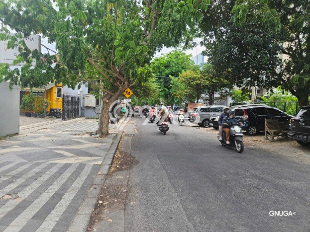 Ruko Strategis Kawasan Raya Darmo, Luas 216m2m², Area Niaga Ruko Strategis Kawasan Raya Darmo, Luas 216m2m², Area Niaga