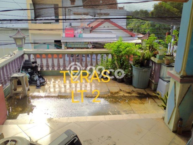 For Sale Rumah 4 Kamar Lokasi Strategis Bagus dan Strategis di Rungkut For Sale Rumah 4 Kamar Lokasi Strategis Bagus dan Strategis di Rungkut