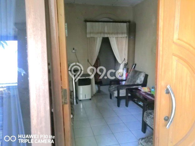 Jual Rumah Favorit Siap Huni LB 135m2 di Rungkut, Surabaya Jual Rumah Favorit Siap Huni LB 135m2 di Rungkut, Surabaya