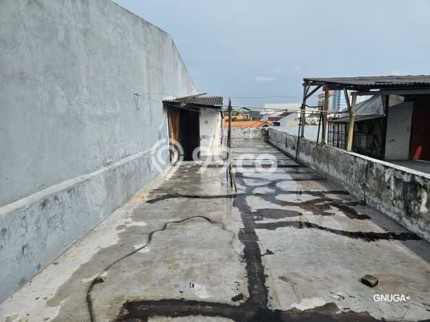Ruko Dijual di Prime Area Surabaya Luas 200m2 Ruko Dijual di Prime Area Surabaya Luas 200m2