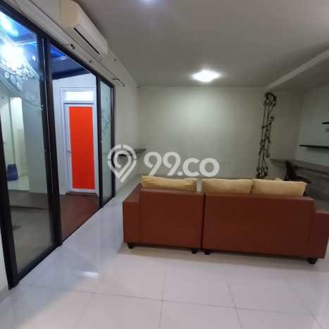 Disewakan! Rumah 3 Kamar Tidur &
3 Kamar Mandi di BSD, Tangerang Disewakan! Rumah 3 Kamar Tidur &
3 Kamar Mandi di BSD, Tangerang