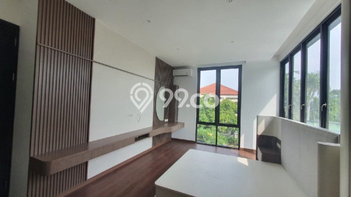 For Sale Rumah Elit Exclusive di Kembangan, Jakarta Barat For Sale Rumah Elit Exclusive di Kembangan, Jakarta Barat