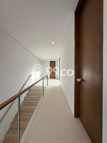 Rumah Elit Modern Siap Huni di Kemang Jakarta Selatan Rumah Elit Modern Siap Huni di Kemang Jakarta Selatan