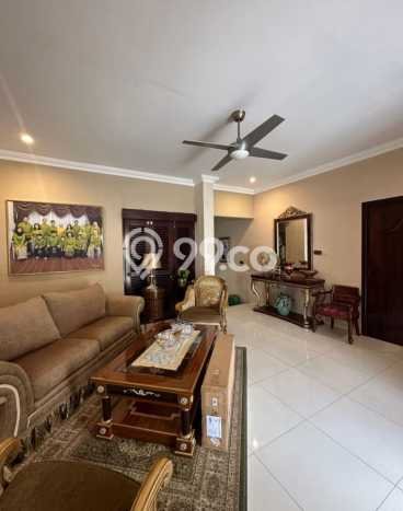Rumah Elit Modern Tanpa Renovasi di Bangka Jakarta Selatan Rumah Elit Modern Tanpa Renovasi di Bangka Jakarta Selatan