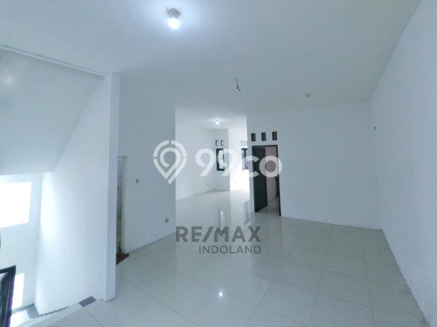 Rumah Lokasi Strategis di Joglo, Jakarta Barat, Luas 630m² LB 210m² Rumah Lokasi Strategis di Joglo, Jakarta Barat, Luas 630m² LB 210m²