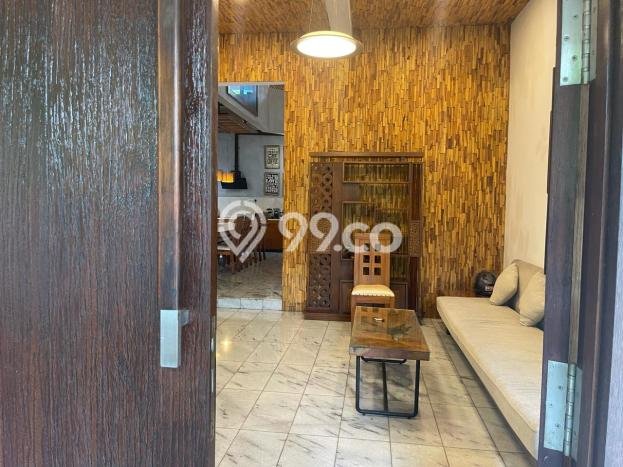 Rumah Modern di Pasar Minggu, Jakarta Selatan, LT 345m² LB 660m² Rumah Modern di Pasar Minggu, Jakarta Selatan, LT 345m² LB 660m²