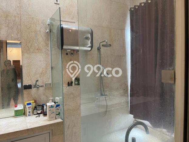Rumah Modern di Pasar Minggu, Jakarta Selatan, LT 345m² LB 660m² Rumah Modern di Pasar Minggu, Jakarta Selatan, LT 345m² LB 660m²