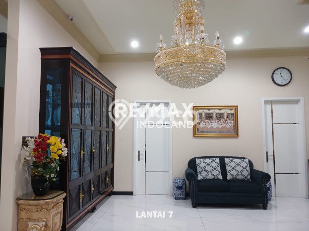 Unit Kantor Dijual di Kebayoran Baru Jakarta Selatan Luas Tanah 283m2, Luas Bangunan 662m2 Unit Kantor Dijual di Kebayoran Baru Jakarta Selatan Luas Tanah 283m2, Luas Bangunan 662m2
