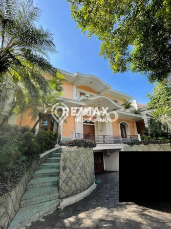 Ready to Use! Premium House LT 866m2 Desain Elegan di Pondok Indah Ready to Use! Premium House LT 866m2 Desain Elegan di Pondok Indah