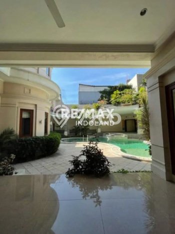 Ready to Use! Premium House LT 866m2 Desain Elegan di Pondok Indah Ready to Use! Premium House LT 866m2 Desain Elegan di Pondok Indah