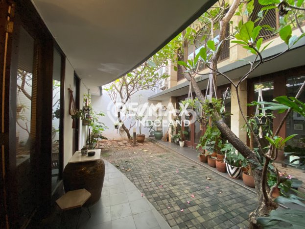 Rumah Asri di Kebayoran Baru, Dekat Kebayoran Baru, Jakarta Selatan, Jakarta Selatan - LT 276m² Rumah Asri di Kebayoran Baru, Dekat Kebayoran Baru, Jakarta Selatan, Jakarta Selatan - LT 276m²