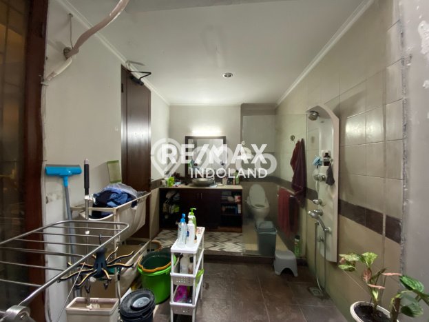 Rumah Asri di Kebayoran Baru, Dekat Kebayoran Baru, Jakarta Selatan, Jakarta Selatan - LT 276m² Rumah Asri di Kebayoran Baru, Dekat Kebayoran Baru, Jakarta Selatan, Jakarta Selatan - LT 276m²