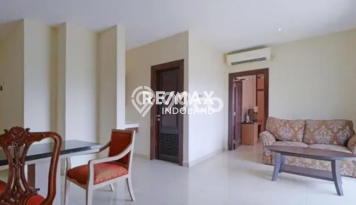 LOKASI STRATEGIS! Hotel di Cilandak, Luas 2400m2m², Pusat Bisnis, Jalan Utama LOKASI STRATEGIS! Hotel di Cilandak, Luas 2400m2m², Pusat Bisnis, Jalan Utama