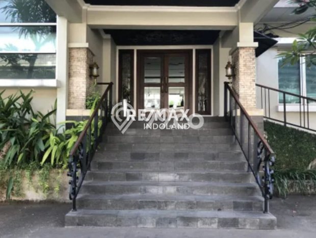 LOKASI STRATEGIS! Hotel di Cilandak, Luas 2400m2m², Pusat Bisnis, Jalan Utama LOKASI STRATEGIS! Hotel di Cilandak, Luas 2400m2m², Pusat Bisnis, Jalan Utama