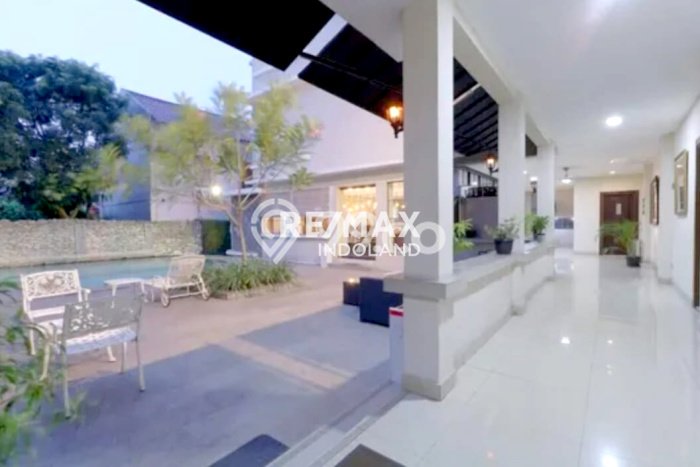 LOKASI STRATEGIS! Hotel di Cilandak, Luas 2400m2m², Pusat Bisnis, Jalan Utama LOKASI STRATEGIS! Hotel di Cilandak, Luas 2400m2m², Pusat Bisnis, Jalan Utama