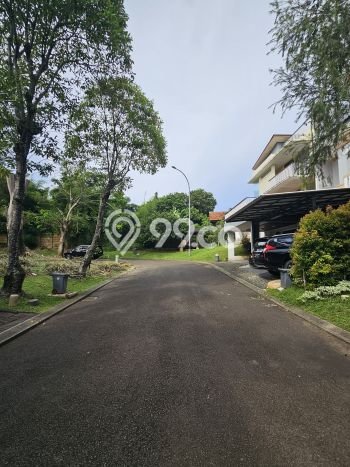 Rumah Mewah LB 400m2 Siap Huni Desain Elegan di BSD, Tangerang Rumah Mewah LB 400m2 Siap Huni Desain Elegan di BSD, Tangerang