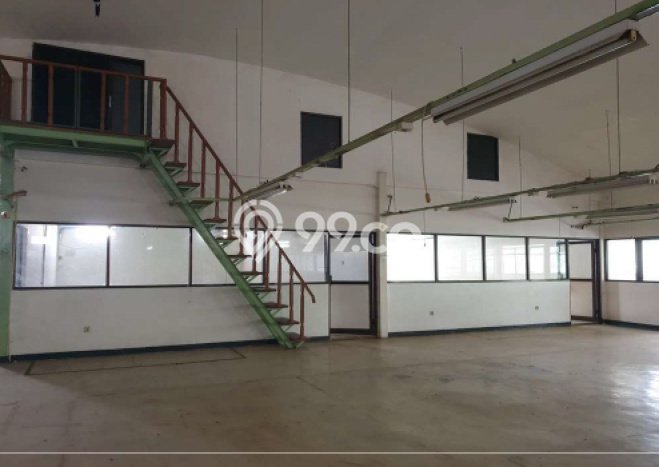 Lokasi Strategis! Dijual Gudang Bisnis di BSD, Tangerang Selatan Kondisi Bagus Lokasi Strategis! Dijual Gudang Bisnis di BSD, Tangerang Selatan Kondisi Bagus