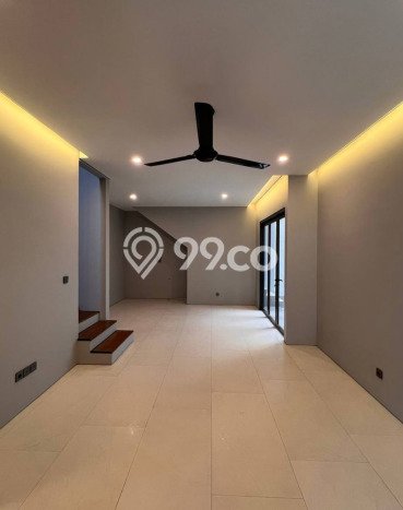 Ready to Use! Premium House LT 120m2 Desain Modern di Pondok Indah Ready to Use! Premium House LT 120m2 Desain Modern di Pondok Indah