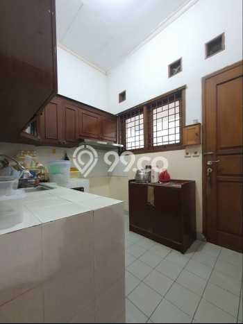 Ready to Use! Premium House LT 384m2 Desain Elegan di Ragunan Ready to Use! Premium House LT 384m2 Desain Elegan di Ragunan