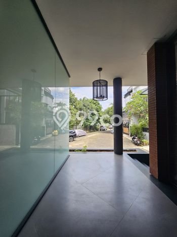 Dijual Hunian Mewah dengan Fasilitas Sekitar Komplit di Kebayoran Lama, Jakarta Selatan Dijual Hunian Mewah dengan Fasilitas Sekitar Komplit di Kebayoran Lama, Jakarta Selatan