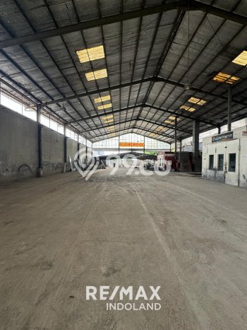 Gudang Bagus LT 5300m2 LB 1000m2 Dijual di Kebayoran Lama Jakarta Selatan Gudang Bagus LT 5300m2 LB 1000m2 Dijual di Kebayoran Lama Jakarta Selatan