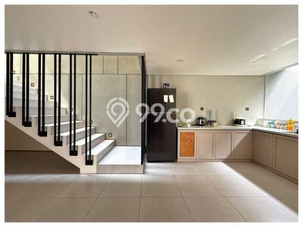Jual Rumah Mewah Megah Dengan View Cantik di Sunrise Garden, Jakarta Barat Jual Rumah Mewah Megah Dengan View Cantik di Sunrise Garden, Jakarta Barat