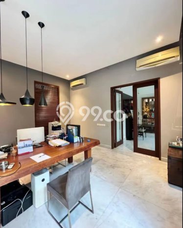 Rumah Luxury Modern Tanpa Renovasi di Kemang Jakarta Selatan Rumah Luxury Modern Tanpa Renovasi di Kemang Jakarta Selatan