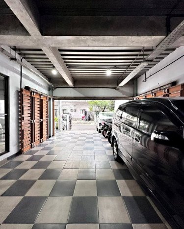 Kantor Dijual di Jakarta Pusat LT 132m2 & LB 432m2 Lokasi Terbaik! Kantor Dijual di Jakarta Pusat LT 132m2 & LB 432m2 Lokasi Terbaik!
