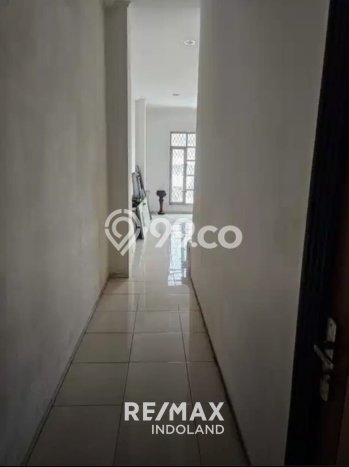 Unit Ruko Dijual di Jakarta Barat LT 70m2 & LB 70m2 Unit Ruko Dijual di Jakarta Barat LT 70m2 & LB 70m2